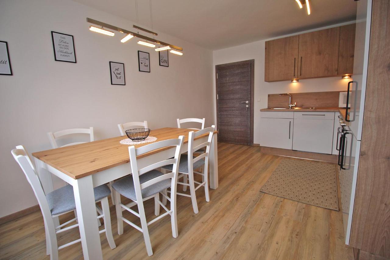 Ferienwohnung "Haus Falle" Шифлинг-ам-Зее Екстериор снимка